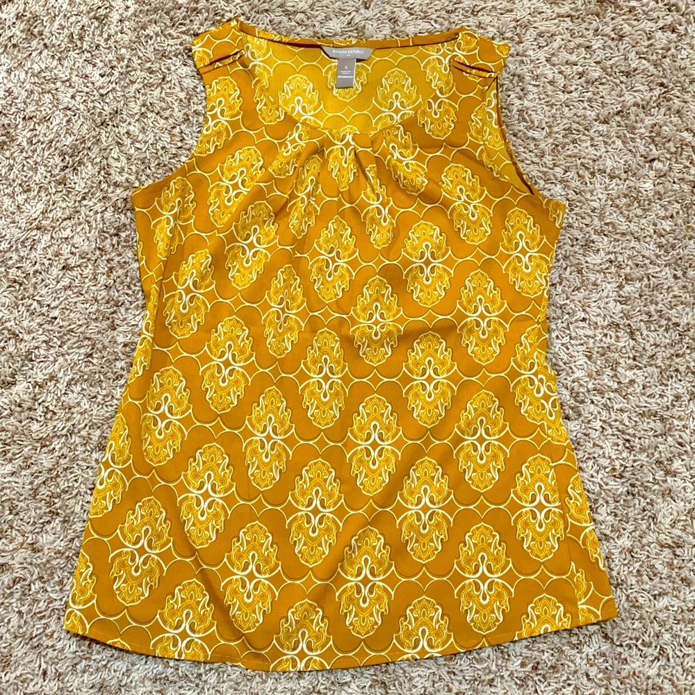 Banana Republic top